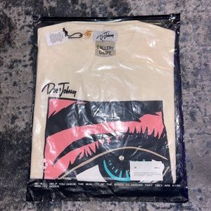Gallery Dept. Dead Batteries Tee MEDIUM